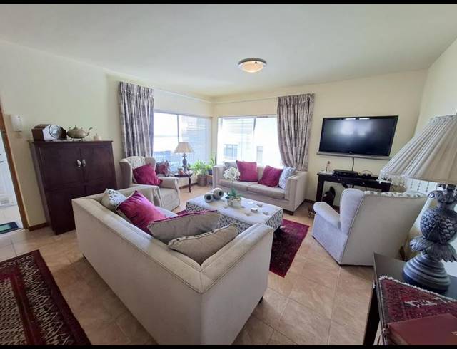 3 BEDROOM PROPERTY TO RENT IN STRAND NORTH